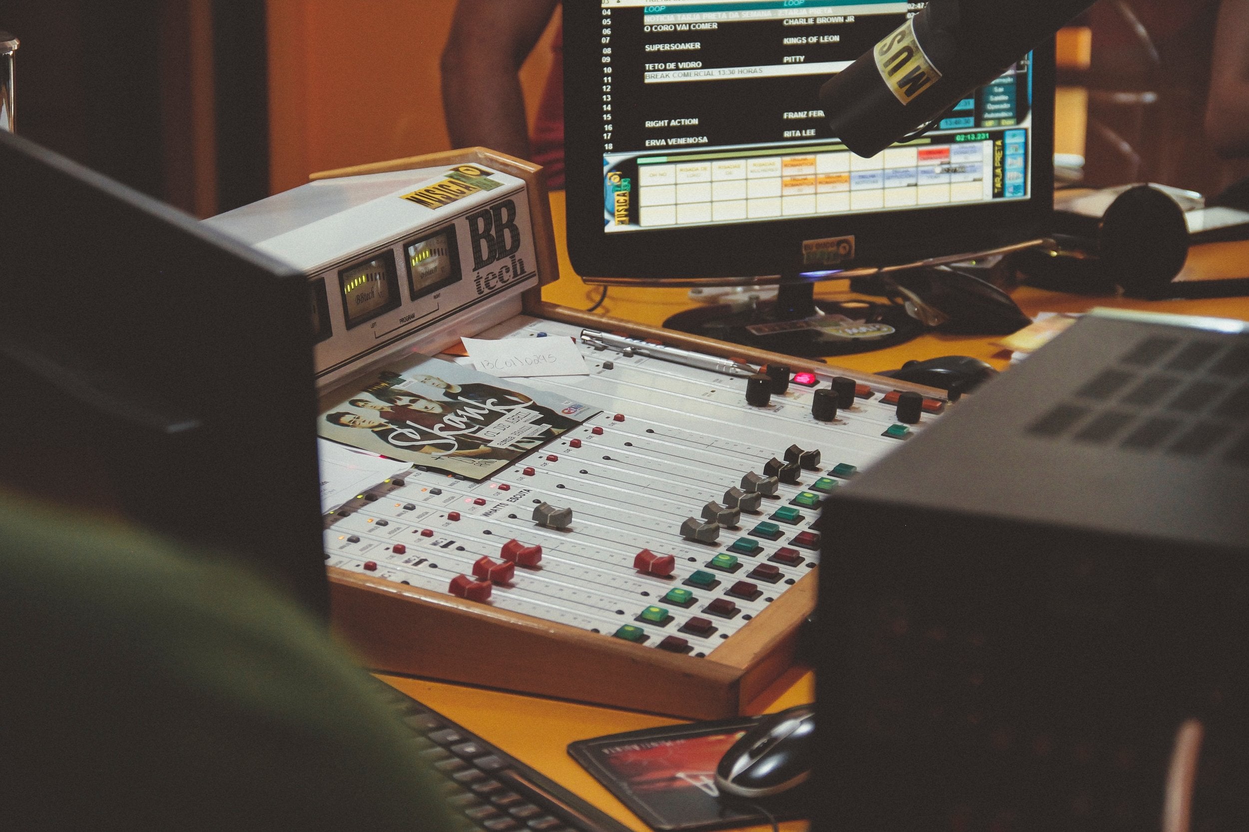 FREE PATCHES: 
